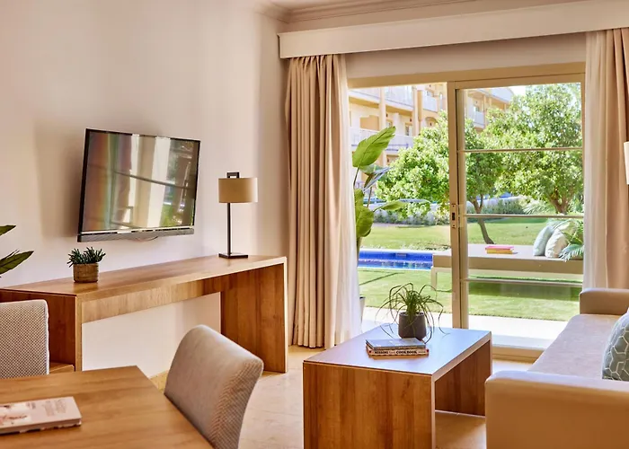 Zafiro Mallorca & Hotel apartamentowy Can Picafort (Mallorca)