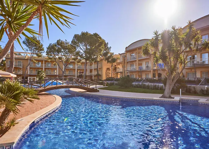 Aparthotel Zafiro Mallorca & 4*