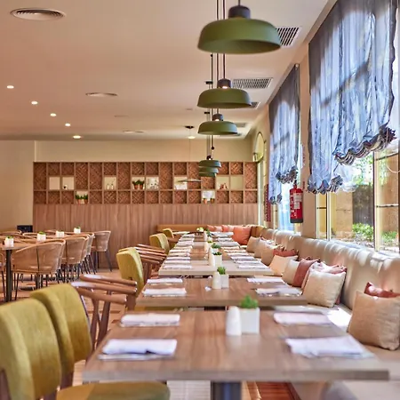 公寓式酒店 马略卡岛萨菲罗spa公寓 坎皮卡福特