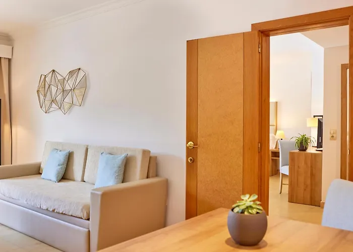 Apartahotel Zafiro Mallorca &