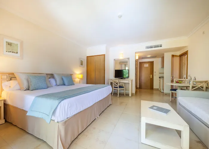 Zafiro Mallorca & Apartahotel Can Picafort (Mallorca)