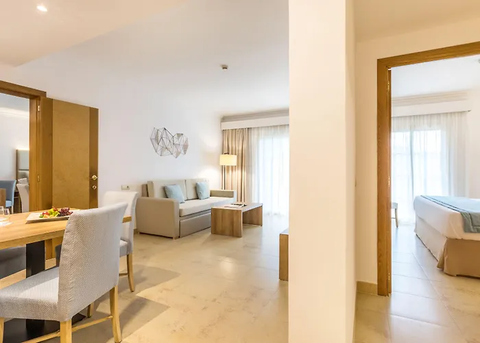 Zafiro Mallorca & 4* Кан-Пікафорт